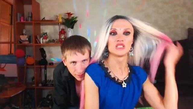 Younger Dude Fucks blondie slut