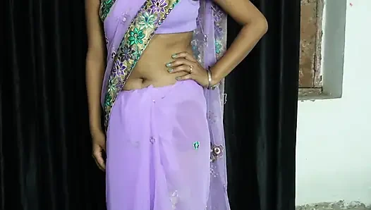 Мой сводный брат снял мою сари и много трахнул меня.