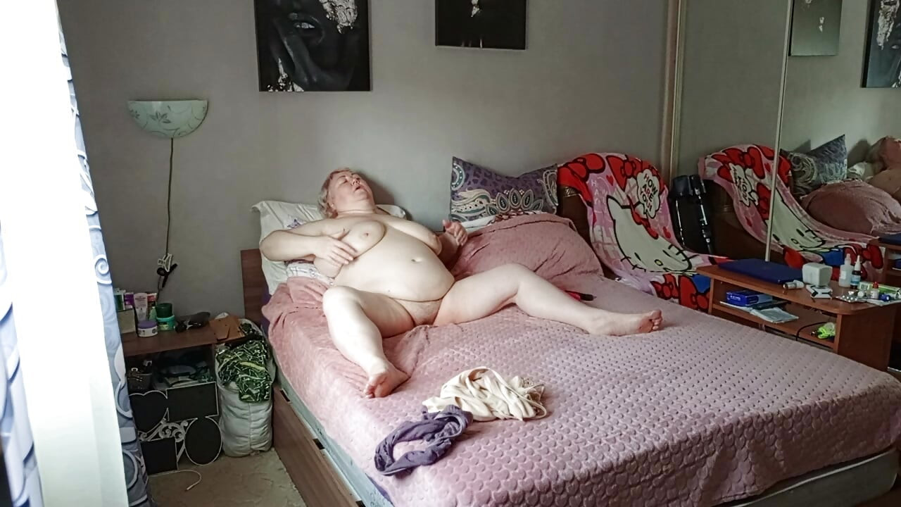 大きくて肉厚な膣、お尻、そして巨大な胸 #18