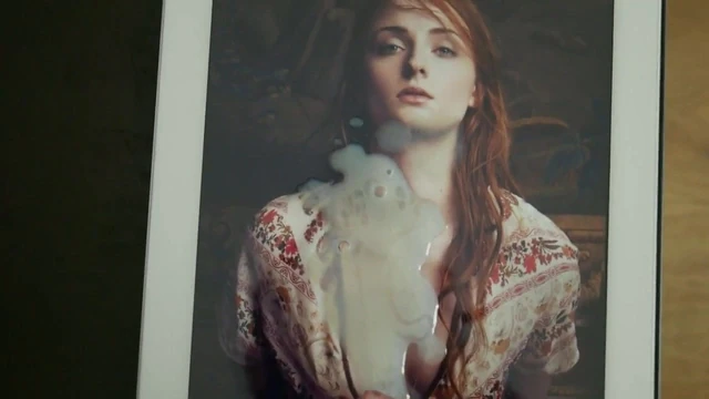 Cum on Sophie Turner - June 2016