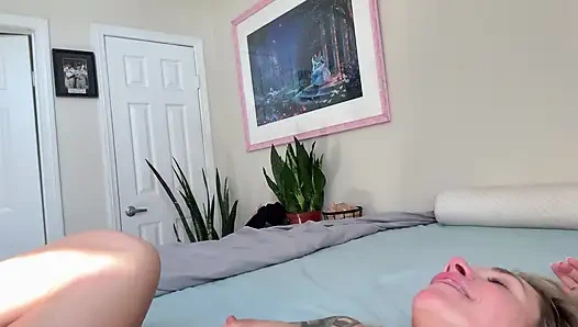 Hot Blonde Trainer Secretly Gets Her Fitness From Fucking