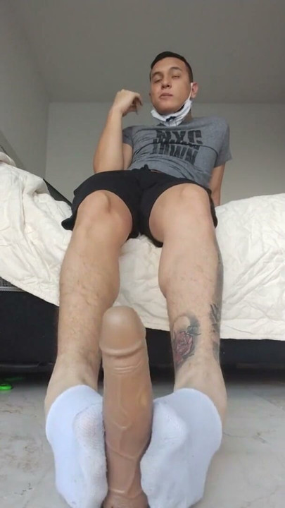 Latino make a FOOTJOB  ( white socks) | Clip 2