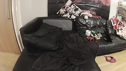 Şişman Noel Baba Büyük Deliğini Dildoyla Sikiyor