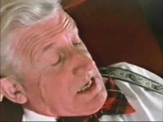 Jean Villroy Video 3-wear-tweed