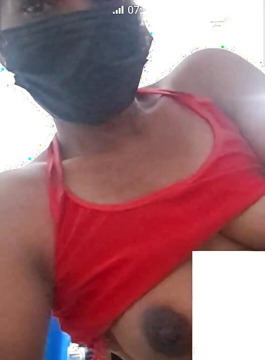 Tamil auntuy video call in may month