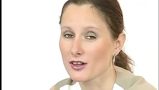 Stockinged brunette dildoing cunt at vintage casting