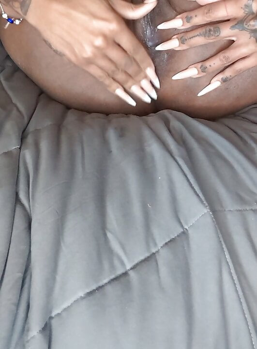 Big clit milf masturbation
