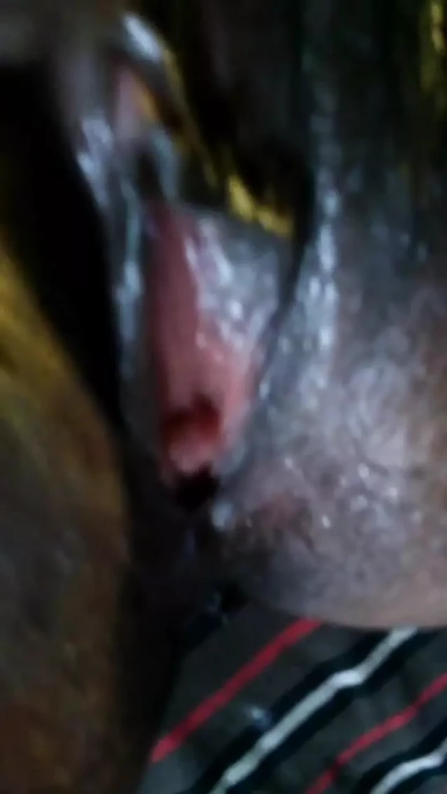Desi college girl fingaring pussy