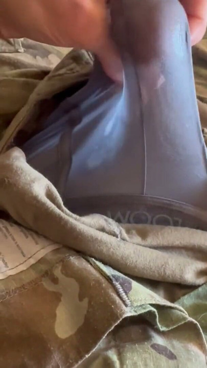 Horny Soldier jerks off in his uniform | Clip 1