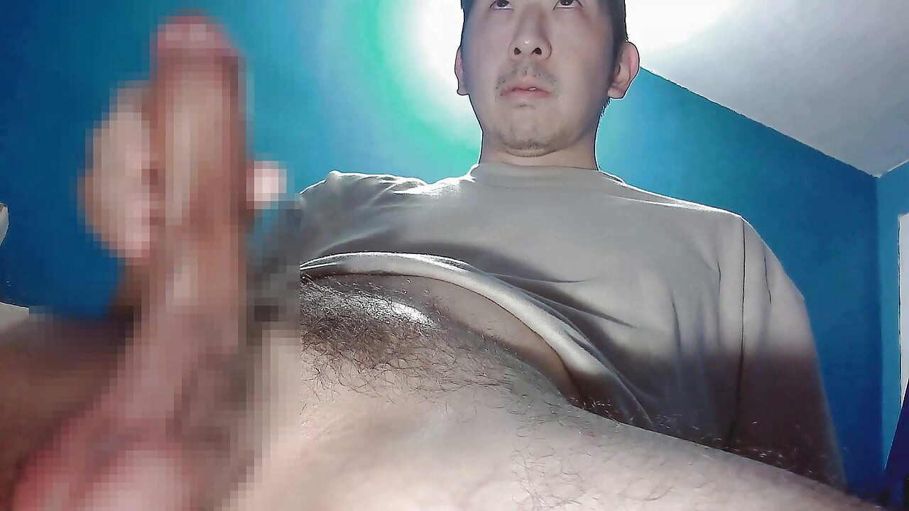 Un Japonais jouit