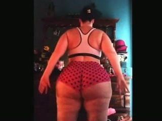 White BBW Workin' Out Her HUGE ASS!!!