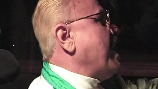 Versaute Taxifahrt: Heiße Girls im Cab