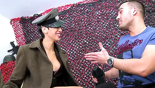 Amcık sızdırılana kadar sikiş