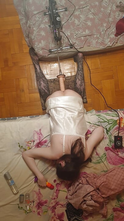 เกย์เย็ดดิลโด้ทางตูดด้วยเครื่องเย็ด