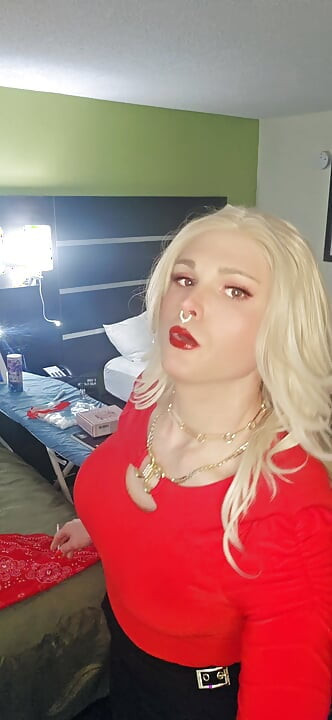 Kylie Rey (shemale) She's Bad She's Hottest Smoking Fetish
