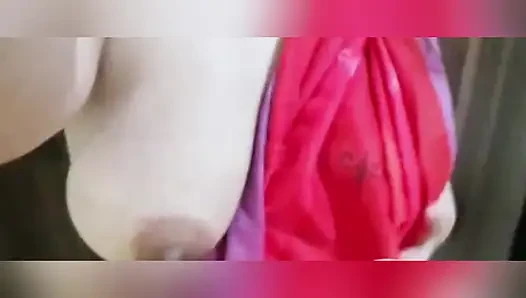 Pamer pakai saree
