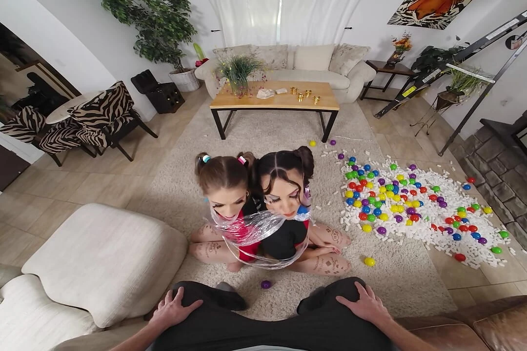 Hot Revenge 4: Home Alone