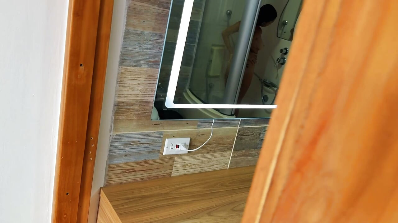 MY STEPBROTHER FUCKS MY ASS RIGHT AFTER THE SHOWER AND NOBODY NOTICES