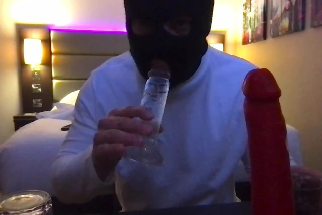 my first time eating cum and its my own