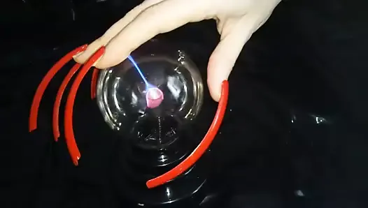 Fire ball  and long nails Lady L (video short version)