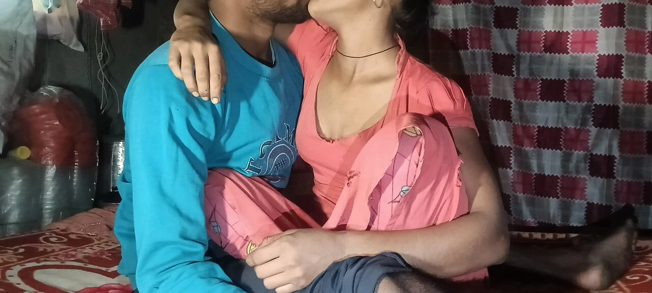 Indian village, kleine 18+ stiefschwester fickt hart