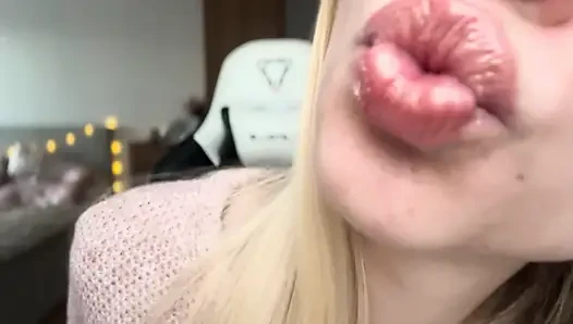 Mouth sounds - no talking - ASMR