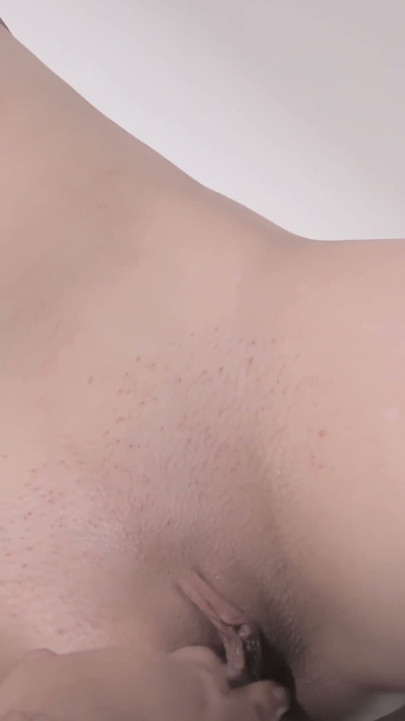 Natalie's Bathtub Sex Games