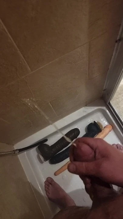 Piss play pissing and peeing all over myself