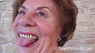 Old Granny Vera Wants to Swallow Cum