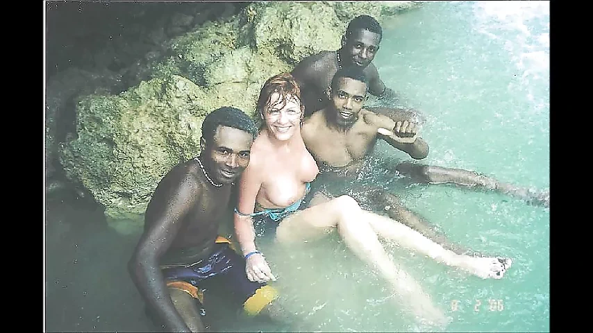 你想和我的妻子玩得开心吗 11