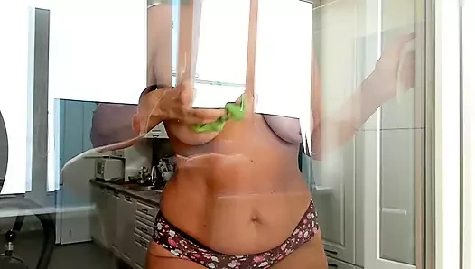 Milf cougar tits and sloppy blowjob