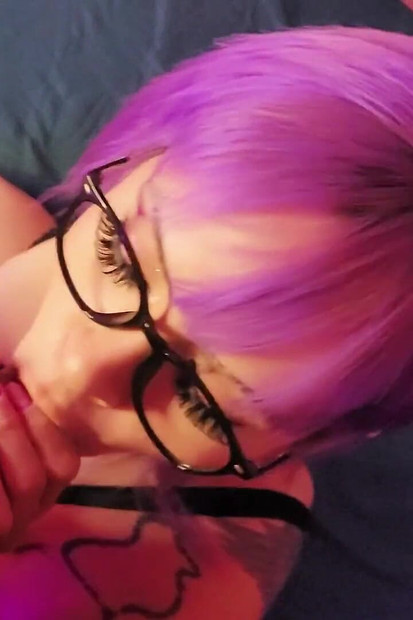 Stepsister Is Addicted to Sucking When We Are Alone at Home