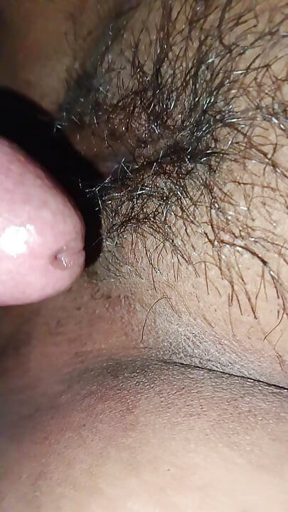 Peli cudai ladki ki choti cut me