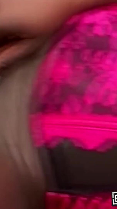 Σημαντική στιγμή από το "College Black Nerd And Roommate Interracial Blowbang Facial By Uni Staff In The Library"