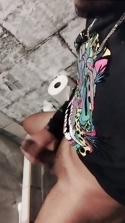 I Come to the Bathroom Because I Need to Pull It
