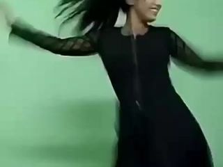 Ajina menon sexy đen váy yếm tik tok nữ diễn viên 4