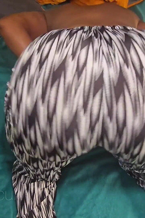 Tight Pants Squeeze