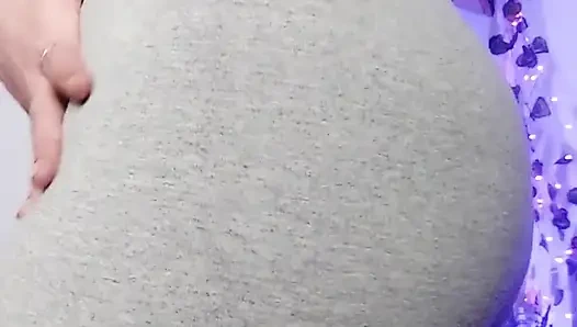 Твоя неверная подруга показывает выпуклости в спортзале! Она принимает домой самый большой член! Инструкция по, Аргентина 1