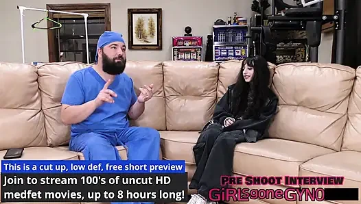 Alice Roses ilk jinekolog muayenesi