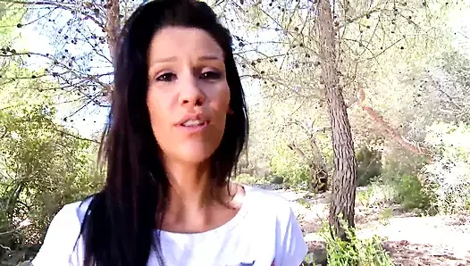 Kız arkadaşım fahişeye zar zor reşit oluyor amından sikiliyor