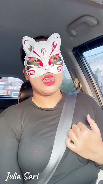 Horny in Grab car