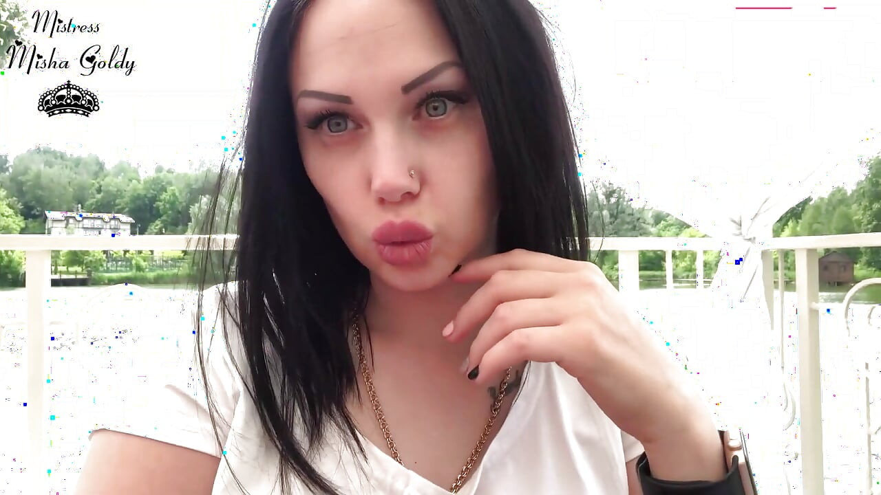 Sexy big lip  lick & smell on the lake