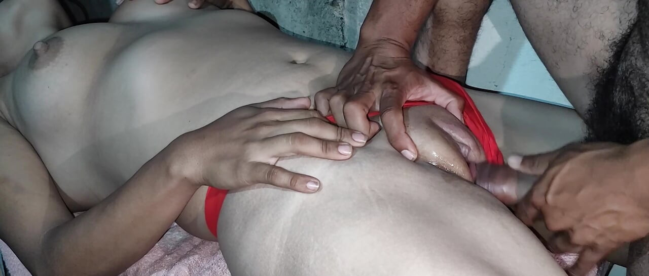 Cum dentro de Virgen! Romper mi coño apretado de hermanastra Tamil India de x video