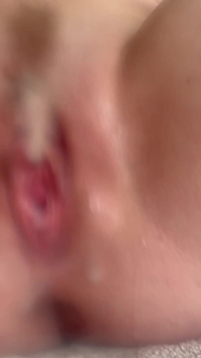 Creamy Creampie μουνί δάχτυλο χύσια στάζει και χύσιμο | Κλιπ 2