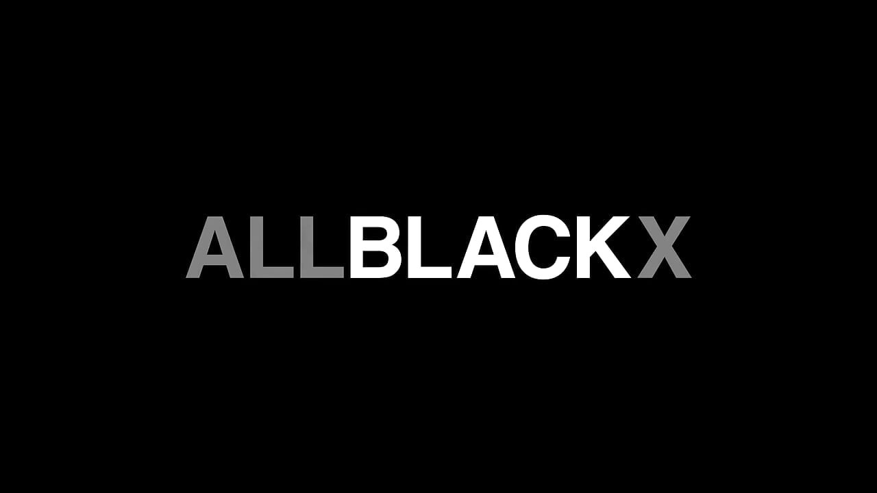 All black X - schätzchen zwillinge hüpft auf ihrem großen saftigen arsch
