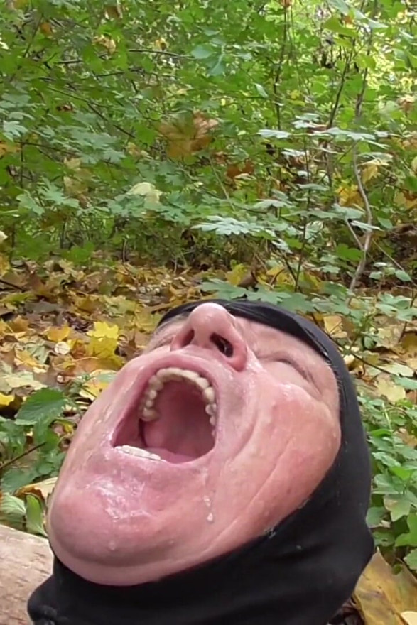 Spitting session in the forest