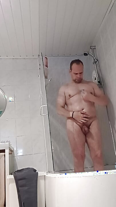 Who wants to rub my back