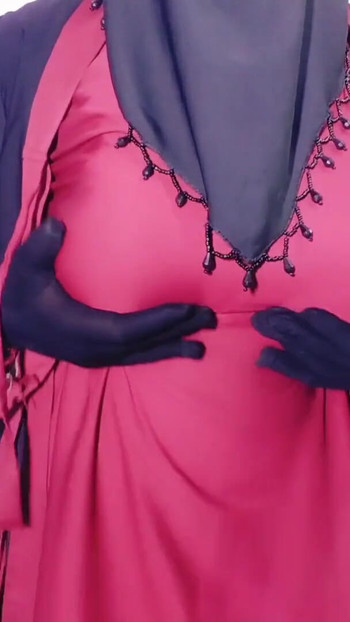 Šef kancelarije provodi noć sa indijskom prelepom ženom | Klip 1