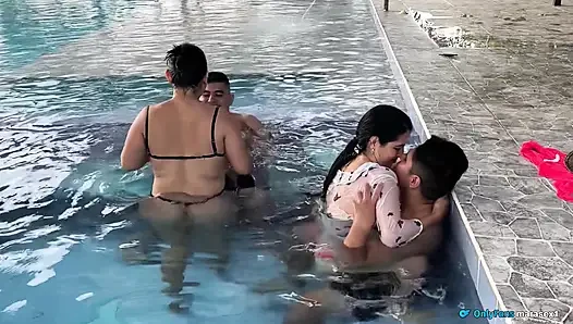 Pertukaran peran panas seks pesta