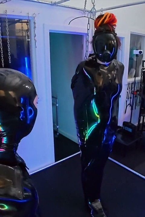 Bts: Neon-lit Alien Latex Lab - Standing Fisting in a Latex Sack
